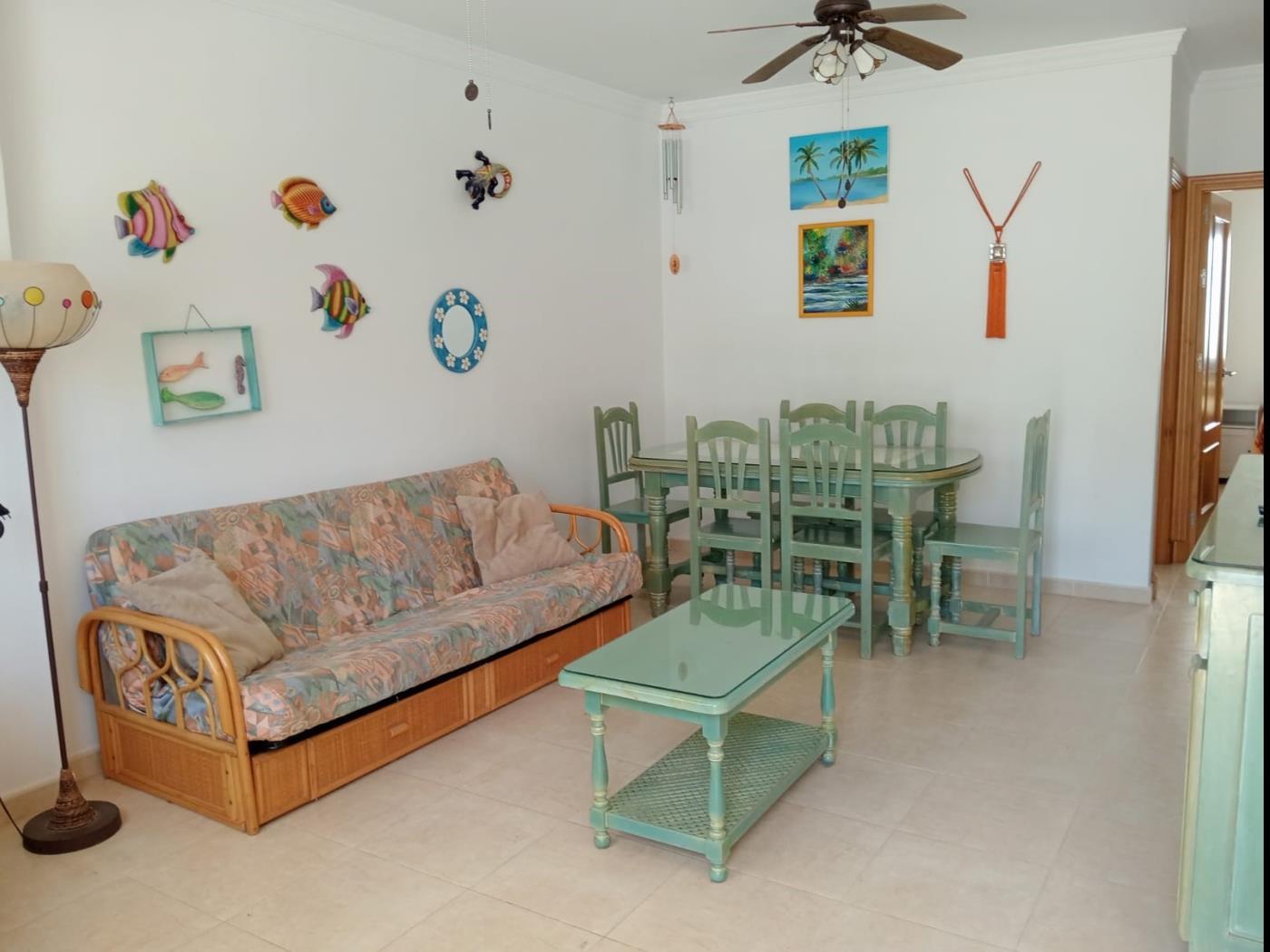 Appartement -
                                Zahara De Los Atunes -
                                2 chambres -
                                5 occupants